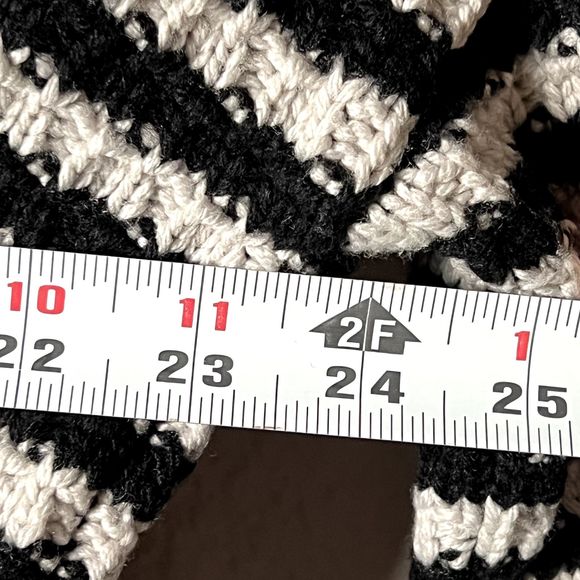 Gap Sz L Split Hem Turtleneck Sweater Merino Fine Wool Black & White Stripes - Picture 8 of 10